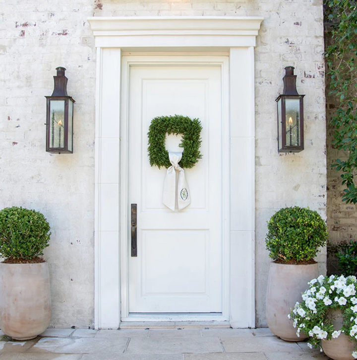 Square Boxwood Wreath 18"