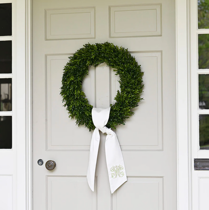 Round Boxwood Wreath 24"