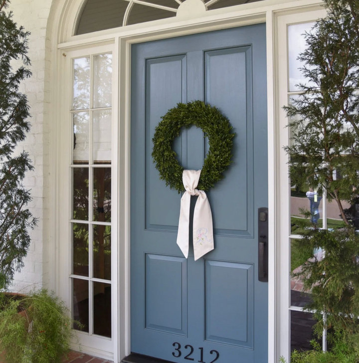 Round Boxwood Wreath 24"
