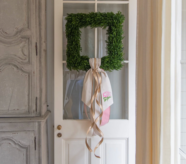 Square Boxwood Wreath 24"