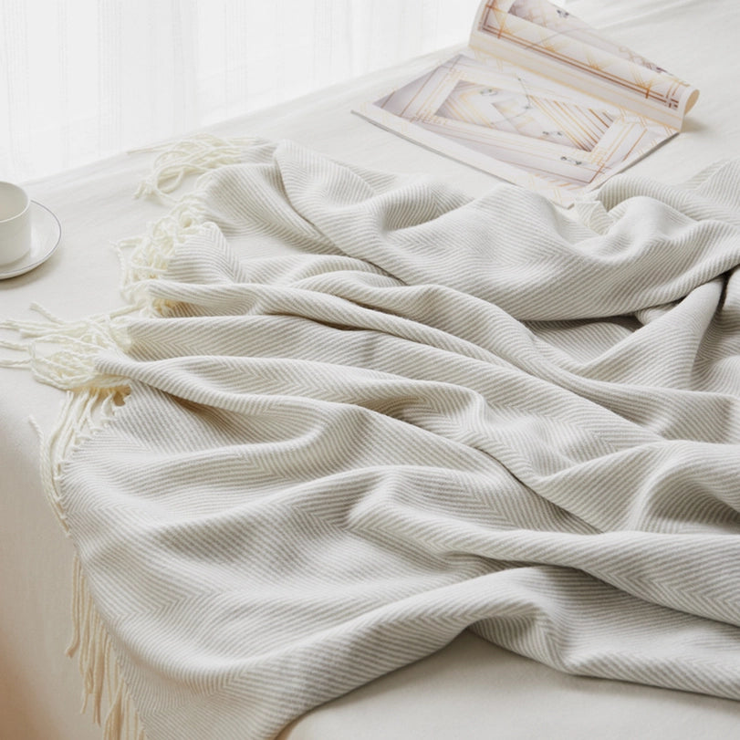 Woven Jacquard Tassel Throw